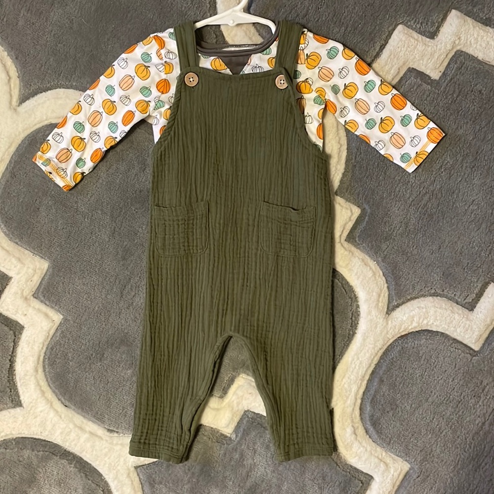 Halloween/thanksgiving themed Mud Pie outfit